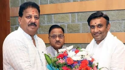 ಬಿಜೆಪಿಯಲ್ಲಿ ಭಿನ್ನಮತ ಸ್ಫೋಟ: ತಾಕತ್ತಿದ್ದರೆ ಬೇರೆ ಪಕ್ಷದಿಂದ ಗೆಲ್ಲು,  ಸುಧಾಕರ್‌ಗೆ ವಿಶ್ವನಾಥ್‌ ಸವಾಲ್