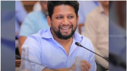 'ഇംഗ്ളീഷിലോ ഹിന്ദിയിലോ സംസാരിച്ചാൽ ഞാൻ പത്രിക പിൻവലിക്കാം'; എതിർ സ്ഥാനാർത്ഥിയെ പരിഹസിച്ച് ബിജെപി സ്ഥാനാർത്ഥി