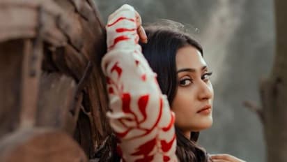 ತುಂಬಾ ಕೆಟ್ನಾಗಿ ಸಂಪರ್ಕಿಸುತ್ತಾರೆ; ಡೇಟ್ ಕೇಳ್ತಾರೆ, ದುಡ್ಡು ಇಷ್ಟೇ ಅಂತಾರೆ ಎಂದ ಅಮೃತಾ ಅಯ್ಯಂಗಾರ್ 