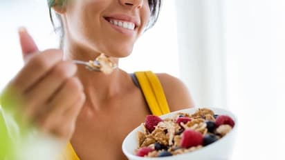 സ്ത്രീകൾ സിങ്ക് അടങ്ങിയ ഭക്ഷണങ്ങൾ കഴിക്കുന്നത് പതിവാക്കൂ, കാരണം ഇതാണ്  