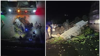 താമരശ്ശേരി ചുരത്തിൽ പിക്കപ്പ് 20 മീറ്റർ താഴ്ചയിലേക്ക് മറിഞ്ഞ് അപകടം; രണ്ട് പേര്ക്ക് പരിക്ക്