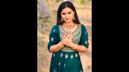 ರಾತ್ರಿ 12.30ಕ್ಕೆ ಹೊರ ಹಾಕಿದ್ದರು, ಬಳಸದ ಪದಗಳಿಲ್ಲ ಅಷ್ಟು ಕೆಟ್ಟದಾಗಿ ಬೈದಿದ್ದಾರೆ: 'ಅಂತರಪಟ' ನಟಿ ಕಣ್ಣೀರು! 