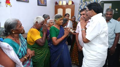 நாம் அனைவரும் உறவினர்கள்; உங்கள் வாக்கு நமது சொந்தக்காரரான கை சின்னத்துக்கு தான் விழவேண்டும் - கேகேஎஸ்எஸ்ஆர்