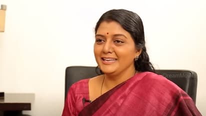 చిరంజీవితో రొమాన్స్ ఎంజాయ్‌ చేయలేకపోయా.. ఆ మూమెంట్స్ గుర్తు చేసుకుంటూ నటి భానుప్రియ షాకింగ్‌ కామెంట్స్ 