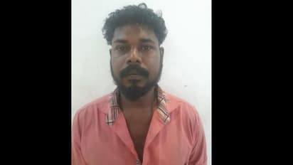 ബസ് ജീവനക്കാരുമായി വാക്കേറ്റം, പിടിവലി, തടയാനെത്തിയ പൊലീസുകാരനെയും മര്‍ദ്ദിച്ചു; യുവാവ് പിടിയിൽ