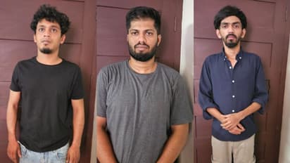 പൊലീസ് ജീപ്പ് കണ്ട് പതുങ്ങി 3 യുവാക്കൾ, ശരീരത്തിൽ ഒളിപ്പിച്ചത് ലക്ഷങ്ങളുടെ എംഡിഎംഎ, വയനാട്ടിൽ വന് ലഹരിവേട്ട