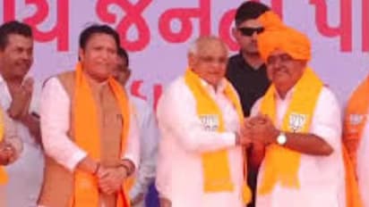 ഗുജറാത്തിൽ കോൺഗ്രസിന് തിരിച്ചടി; മുതിർന്ന കോൺഗ്രസ് നേതാവ് ബിജെപിയിൽ ചേർന്നു