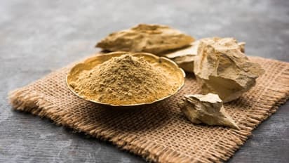 Skin Care Tips: 7 Best multani mitti face packs for summer
