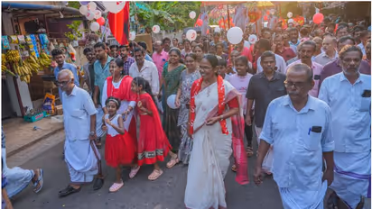മൊത്തം 194 പേർ, പക്ഷേ കേരളത്തിൽ ഒറ്റ വനിതാ സ്ഥാനാർഥി പോലുമില്ലാത്ത 6 മണ്ഡലങ്ങൾ! വടകര ടോപ്പാണ്! 4 വനിതകൾ