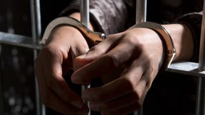 लिव-इन-पार्टनर को मारकर आलमारी में छिपा दी थी लाश-पुलिस ने प्रेमी को किया गिरफ्तार तो खुले कई राज