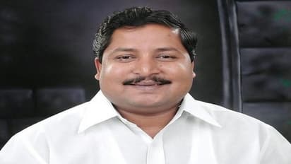 ರಾಯಚೂರು: ರಾಜಕೀಯ ಹಾವು-ಏಣಿ ಆಟಕ್ಕೆ ಬಲಿ, ಕಾಂಗ್ರೆಸ್ ಬಿಟ್ಟು ಬಿಜೆಪಿ ಸೇರಿ ಅತಂತ್ರರಾದ 'ನಾಯಕ'..!