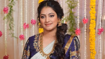 ಕನ್ನಡ ಕಿರುತೆರೆಗೆ ಸ್ಯಾಂಡಲ್‌ವುಡ್ ನಟಿ ಹರಿಪ್ರಿಯಾ: ಸ್ಪಷ್ಟನೆ ಕೊಟ್ರು ನೀರ್ ದೋಸೆ ನಟಿ