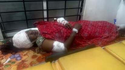 വീട്ടിലെത്തിയ മധ്യവയസ്കൻ കറിക്കത്തി കൊണ്ട് തലങ്ങും വിലങ്ങും മുറിച്ചു; ശരീരമാസകലം പരിക്കുകൾ, സ്ത്രീ ചികിത്സയിൽ