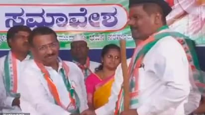 ಗಣವೇಷದಲ್ಲೇ ಕಾಂಗ್ರೆಸ್ ಸೇರಿದ ಆರೆಸ್ಸೆಸ್ ಕಾರ್ಯಕರ್ತ! ಸೇರ್ಪಡೆಯಾಗುತ್ತಲೇ ಮೋದಿ ವಿರುದ್ಧ ವಾಗ್ದಾಳಿ!