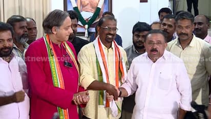 തിരുവനന്തപുരത്ത് ബിജെപിക്ക് തിരിച്ചടി: ജില്ലാ കമ്മിറ്റിയംഗം പാർട്ടി വിട്ട് തിരികെ കോൺഗ്രസിൽ ചേര്ന്നു