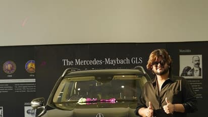 ಮರ್ಸಿಡಿಸ್ ಮೆಬ್ಯಾಕ್ GLS ಲಕ್ಷುರಿ ಕಾರು ಖರೀದಿಸಿದ ಬಾಲಿವುಡ್‌ನ ಮೊದಲ ಗಾಯಕ ವಿಶಾಲ್ ಮಿಶ್ರ!