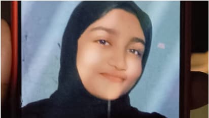 ബന്ധുക്കൾക്കൊപ്പം കുളിക്കാനിറങ്ങിയ പത്തൊമ്പതുകാരി മുങ്ങിമരിച്ചു, 2 പേർ ഗുരുതരാവസ്ഥയിൽ