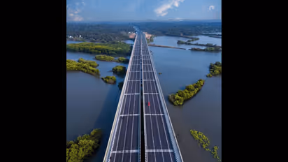 Anand Mahindra applauds Thalassery-Mahe bypass, likens it to a 'skyscraper' on its Side