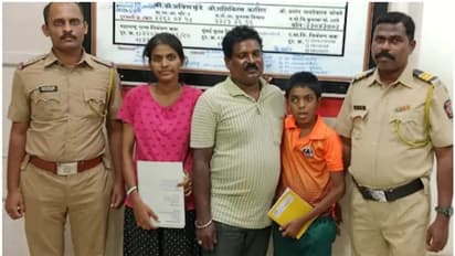 കുട്ടിയുടെ കഴുത്തിൽ ക്യൂ ആർ കോഡുള്ള ഒരു ലോക്കറ്റ്; പൊലീസ് സ്കാൻ ചെയ്തു, വിനായകിന് കുടുംബത്തെ തിരികെ കിട്ടി