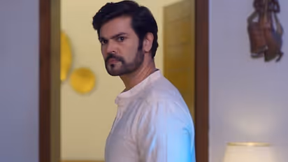 வேலுவிடம் சிக்கிய தமிழ்.. வாயை கொடுத்து மாட்டிய மனோகரி - நினைதேன் வந்தாய் இன்றைய எபிசோட் அப்டேட்!