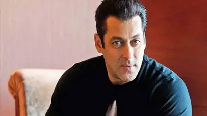 SHOCKING! Gunshots fired outside Salman Khan's Galaxy apartments; WATCH