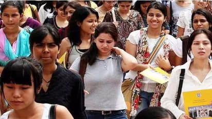 First Time Voter के लिए क्या बेरोजगारी बनेगी मुद्दा- आखिर क्यों और कहां भ्रमित है युवा? पढ़ें आंकड़ा