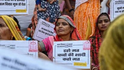 ബാലവധുവാകാതെ രക്ഷപ്പെട്ട 15 -കാരി, ഇന്ന് 440 ൽ 421 മാർക്ക്, ഐപിഎസ് ഓഫീസറാവുമെന്ന് നിർമ്മല