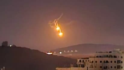 Israel : இஸ்ரேலில் தொடரும் பதட்ட நிலை.. அங்குள்ள இந்திய தூதரகம் வெளியிட்ட அவசர உதவி எண்கள்! முழு விவரம்!