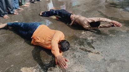 Lok Sabha Election 2024: ಡಾ.ಮಂಜುನಾಥ್, ಎಚ್ಡಿಕೆ ಗೆಲುವಿಗಾಗಿ ಉರುಳು ಸೇವೆ