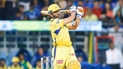 IPL 2024: Video of CSK icon Dhoni limping with knee support sparks concerns among fans (WATCH)