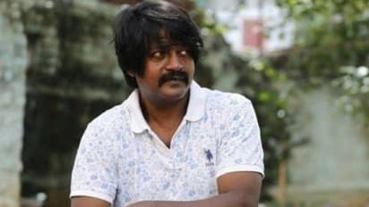 மறைந்த நடிகர் டேனியல் பாலாஜி.. இறுதியாக நடித்த "சூப்பர் ஹீரோ" படம்.. வெளியான போஸ்டர் - ஹீரோ யார் தெரியுமா?