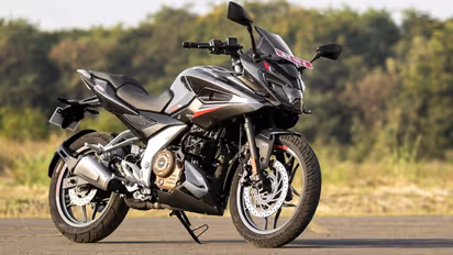 இளசுகள் விரும்பும் Bajaj Pulsar.. விரைவில் இந்திய சந்தையில் அறிமுகமாகும் Pulsar F250 - என்ன விலை இருக்கும்?