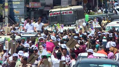 സുല്ത്താൻ ബത്തേരിയിൽ രാഹുല് ഗാന്ധിയുടെ റോഡ് ഷോ; ഹെലികോപ്ടറില് ഫ്ലയിങ് സ്ക്വാഡ് പരിശോധന