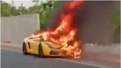 വിൽക്കുന്നതുമായി ബന്ധപ്പെട്ട് തർക്കം; ലംബോർഗിനിയ്ക്ക് തീയിട്ടു, കേസെടുത്ത് പൊലീസ്