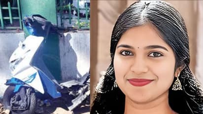 നിയന്ത്രണം വിട്ടെത്തിയ കാർ സ്കൂട്ടർ ഇടിച്ച് തെറിപ്പിച്ചു; മലയാളി വിദ്യാർഥിനി ഉൾപ്പെടെ 3 പേർ മൈസൂരുവിൽ മരിച്ചു