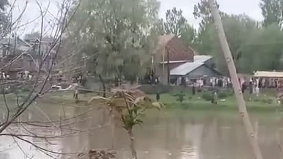 ದೋಣಿ ಮಗುಚಿ ಪ್ರವಾಸಕ್ಕೆ ಬಂದ 6 ಮಕ್ಕಳು ಬಲಿ, 10 ಮಂದಿ ನಾಪತ್ತೆ!