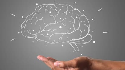 അൽഷിമേഴ്സ് രോഗ സാധ്യത കുറയ്ക്കാനും തലച്ചോറിന്റെ ആരോഗ്യത്തിനും ശ്രദ്ധിക്കേണ്ട കാര്യങ്ങള്...