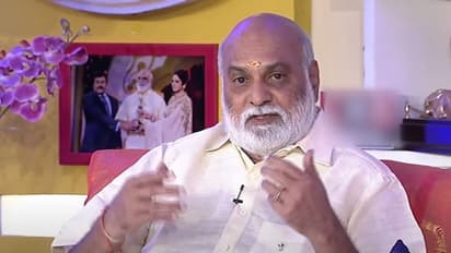 రాఘవేంద్రరావు అత్యుత్సాహం.. శ్రీదేవి అమాయకత్వం.. ఒక్క సెకన్ లేట్ అయినా అతిలోక సుందరిని చూసేవాళ్లం కాదేమో