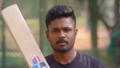 'നാടാണ് നമ്മുടെ ടീം, ഓരോ വോട്ടും ഒരായിരം ഷോട്ടുകള്ക്ക് തുല്യം'; കന്നി വോട്ടര്മാരോട് സഞ്ജു സാംസണ്- വീഡിയോ