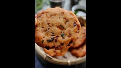 சத்தான ஈவினிங் ஸ்நாக்ஸ் முருங்கைக்கீரை வடை... ரெசிபி இதோ..!