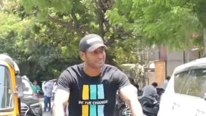 വിജയ് അന്ന് കാണിച്ചത്, ഇന്ന് വിശാലിന് ഷോ; തമിഴകത്ത് ട്രോളും വാഴ്ത്തലും.!