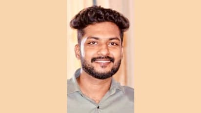 വിളിച്ച് കിട്ടിയില്ല, വീട്ടിൽ വന്നന്വേഷിച്ചപ്പോൾ മരിച്ചനിലയിൽ, യുവാവ് ഗൾഫിൽ നിന്നെത്തിയത് മൂന്ന് മാസം മുൻപ്