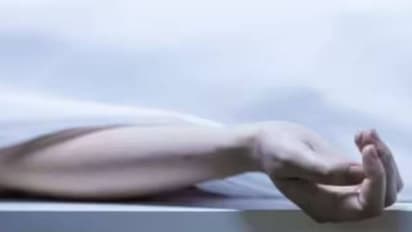 കാണാതായ കണ്ണൂർ സ്വദേശി വടകരയിൽ ഓട്ടോറിക്ഷയിൽ മരിച്ച നിലയിൽ, മരണകാരണം അമിത ലഹരി ഉപയോഗമെന്ന് സംശയം 