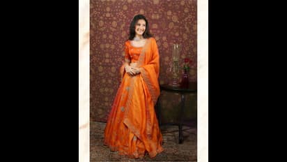 ಆರೆಂಜ್‌ ಕಲರ್ ಲೆಹಂಗಾದಲ್ಲಿ ಮಿಂಚಿದ ಮಹೇಶ್‌ಬಾಬು ಮಗಳು..ಫ್ಯೂಚರ್ ಹೀರೋಯಿನ್ ಎಂದ ಫ್ಯಾನ್ಸ್!