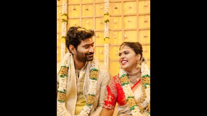 ఇంటివాడైన యంగ్‌ హీరో తిరువీర్‌.. గ్రాండ్‌గా వెడ్డింగ్‌.. ఫోటోలు వైరల్‌..