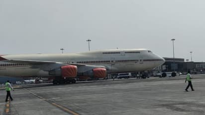 ഒരു യുഗത്തിന് അവസാനം, അവസാന ടേക്ക് ഓഫ് ചെയ്ത് എയർ ഇന്ത്യയുടെ 'റാണി'