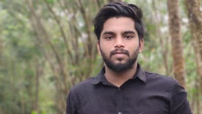 മൂന്ന് വര്ഷം മുൻപ് ട്രെയിനിടിച്ച് അബോധാവസ്ഥയിലായി, തലക്കേറ്റ പരിക്കിൽ നിന്ന് മോചിതനായില്ല, യുവാവ് മരിച്ചു