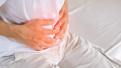 Health Tips: ഇറിറ്റബിള് ബവല് സിന്ഡ്രോമിനെ എങ്ങനെ തിരിച്ചറിയാം? ഡയറ്റില് ഉള്പ്പെടുത്താം ഈ ഭക്ഷണങ്ങള്...