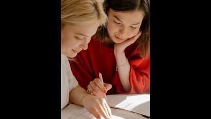 Parenting Tips : உங்கள் குழந்தைக்கு சரியான படிப்பை தேர்வு செய்ய குழப்பமாக இருக்கா..? இந்த 10 வழிகள்  உதவும்!