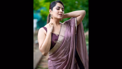 రియాన్‌ పరాగ్‌ అమ్మ అనసూయ అంటూ వీడియో వైరల్‌.. ప్రూఫ్‌ చూపిస్తూ క్లారిటీ ఇచ్చిన రంగమ్మత్త.. 